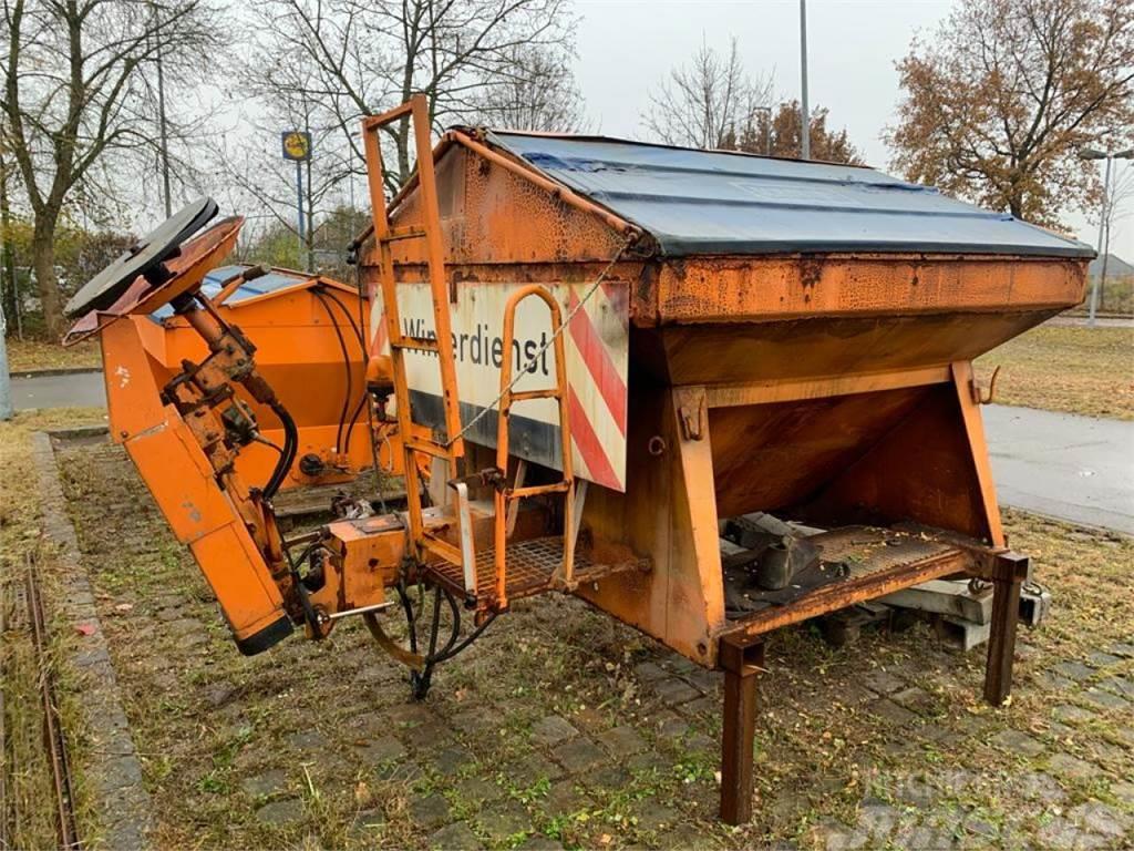 Schmidt Salzstreuer Streuautomat SST 5 HU Otras máquinas de paisajismo y limpieza urbana