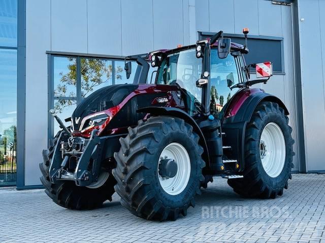 Valtra Q305 DEMO Super compleet! Tractores