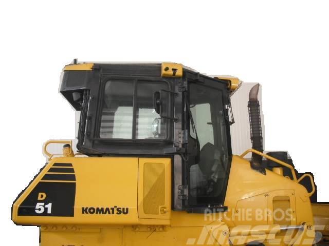 Komatsu D51 complet machine in parts Buldozer sobre oruga