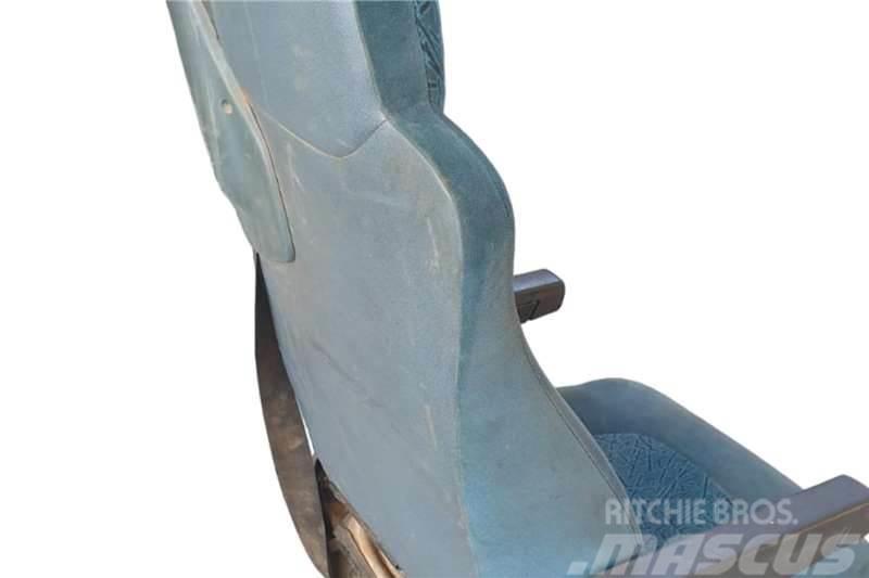 Seat with Safety Belt Otros camiones