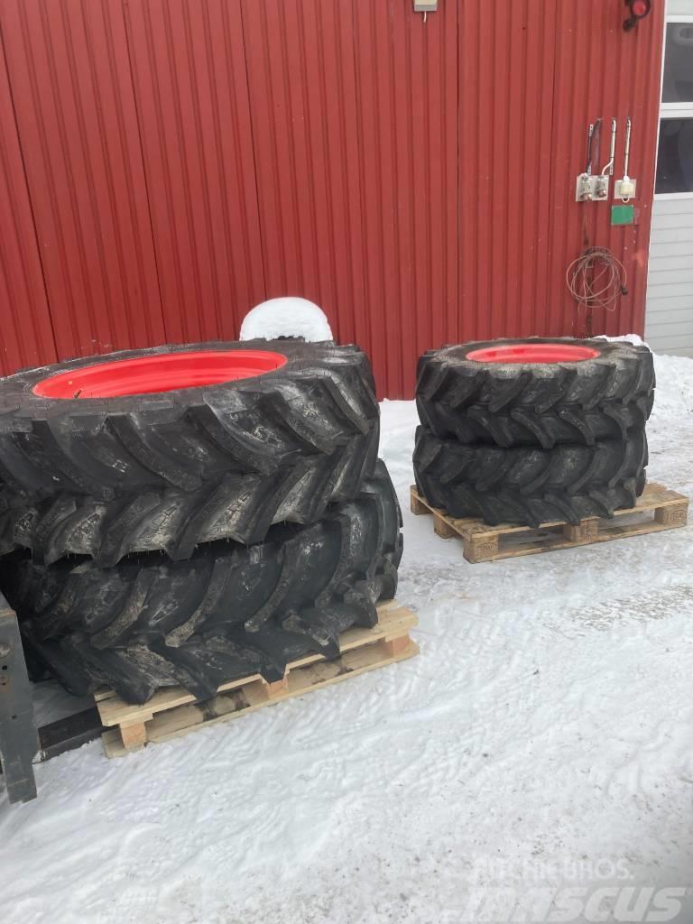  Däck och fälg 480/70R34 - 380/70R24 Otros accesorios para tractores