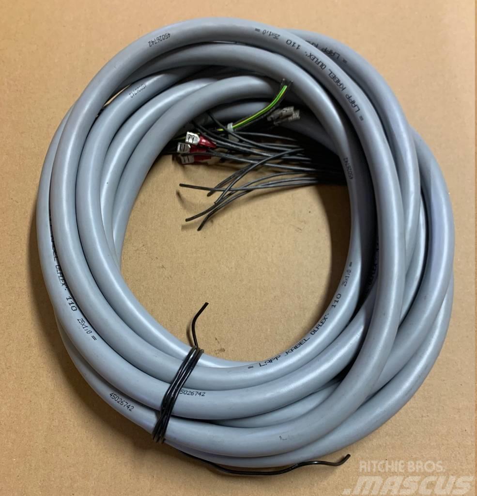 Deutz-Fahr Control cable VF16517231, 1651 7231, 16517231 Electrónicos