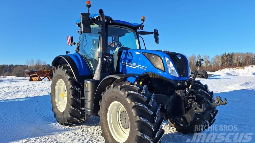 New Holland T 7.260 Tractores