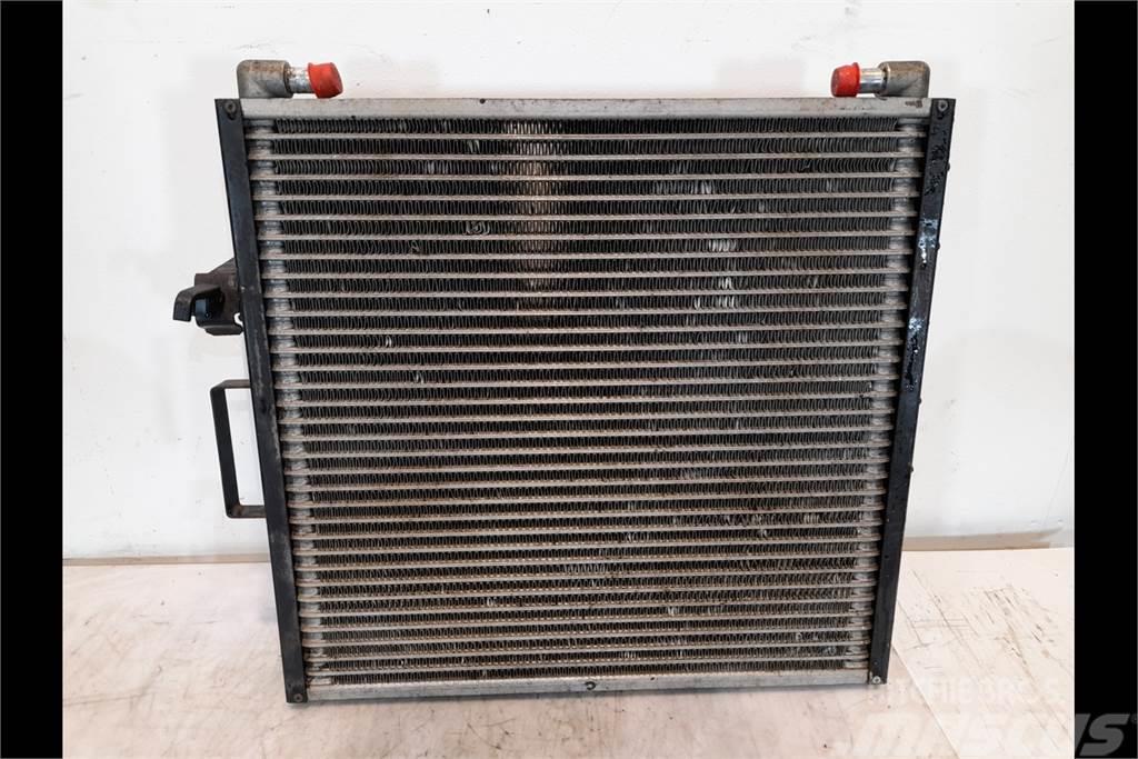 Case IH CVX150 Oil Cooler Motores