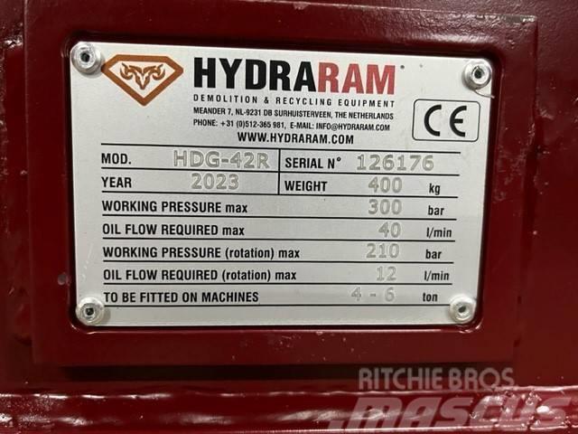 Hydraram HDG-42R | CW10 | 4.5 ~ 7.5 Ton | Sorteergrijper Pinzas