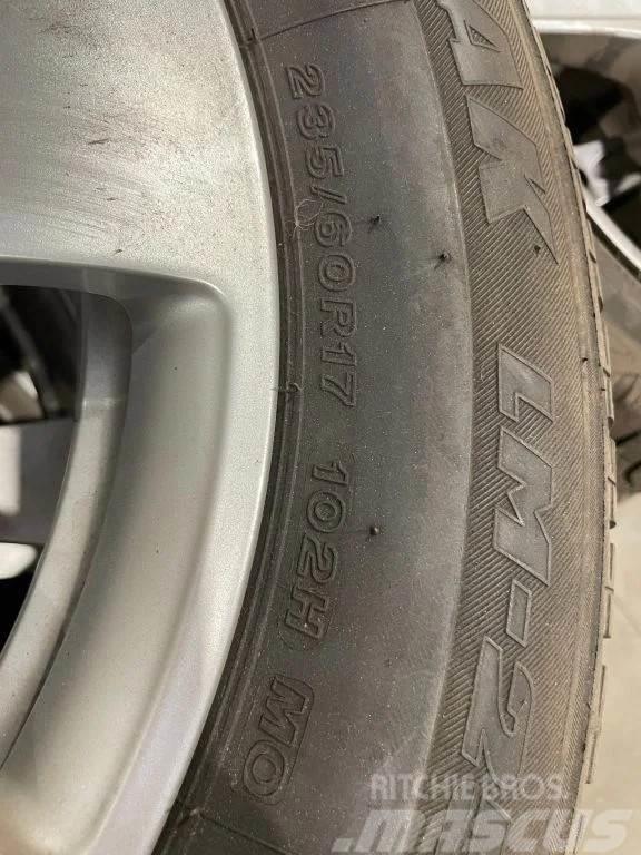 Bridgestone *Mercedes velgen 17 inch met Bridgestone banden*23 Neumáticos, ruedas y llantas