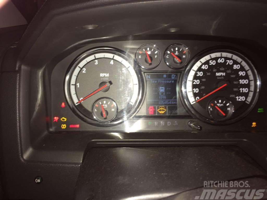 Dodge RAM 1500 5.7 Hemi 4x4 for spare parts Coches