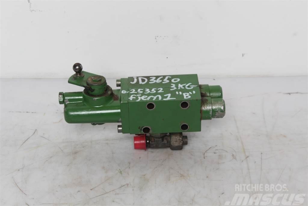 John Deere 3650 Remote control valve Hidráulicos
