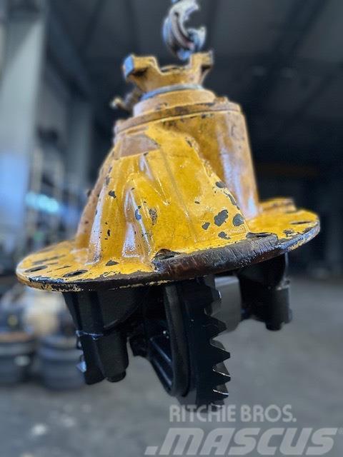 Volvo A 25 C FRONT AXLES DIFFERANTIAL Ejes