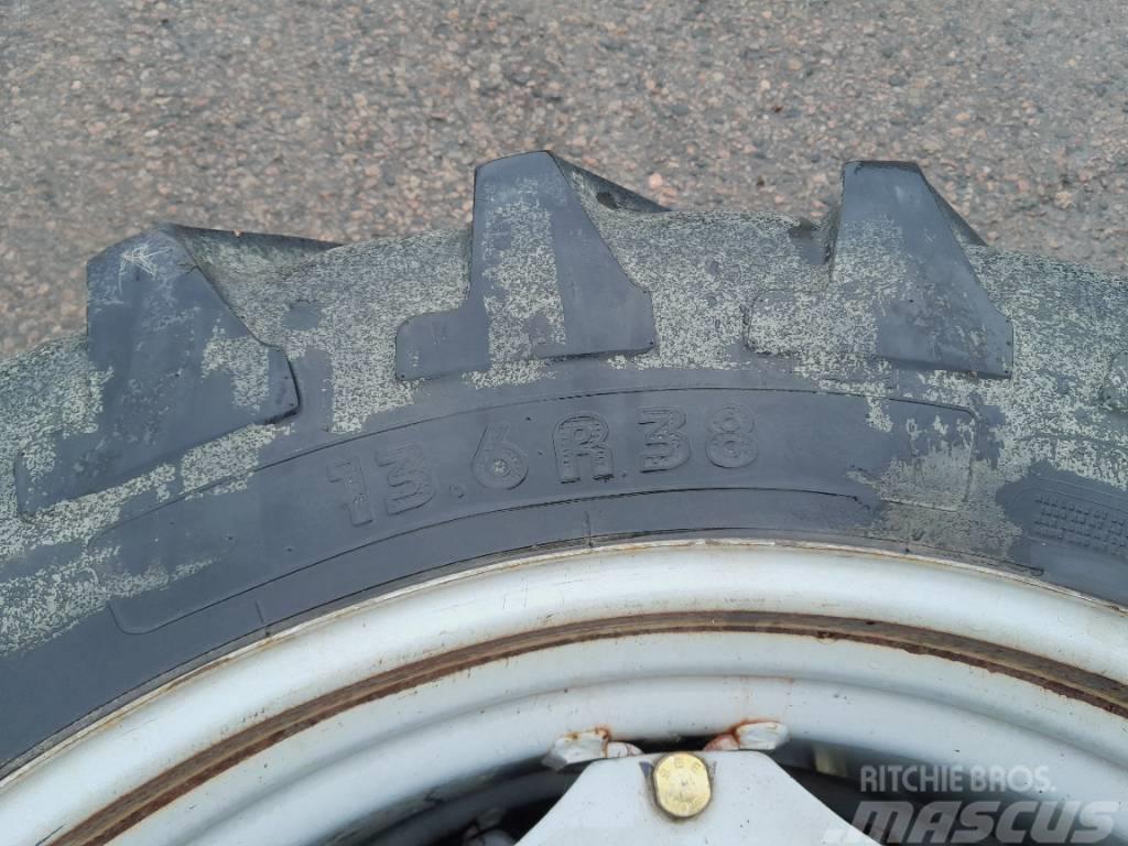 Michelin 13,6R38 Hjul Neumáticos, ruedas y llantas