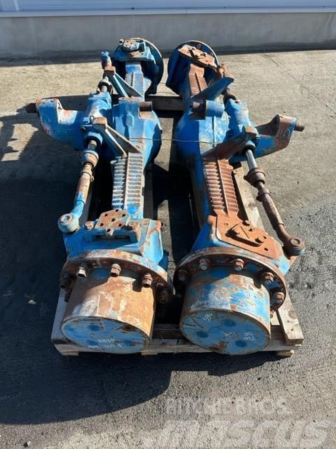 Ford / New Holland Ford 8830/TW35 Tractores