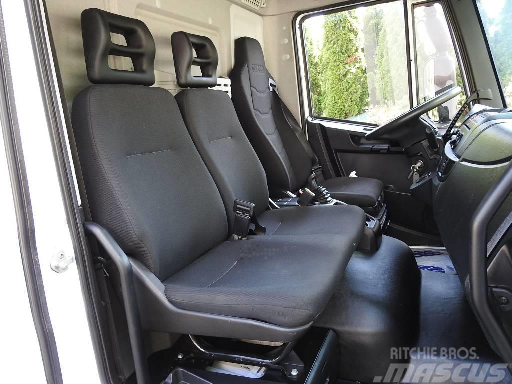 Iveco Eurocargo 120-220 TARPAULIN 20 PALLETS LIFT A/C Camiones caja cerrada