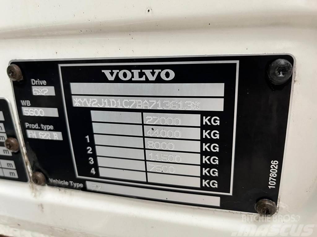 Volvo FM330 6x2*4 EURO 5 + VEB + CARRIER SUPRA 950 MT + Isotermos y frigoríficos
