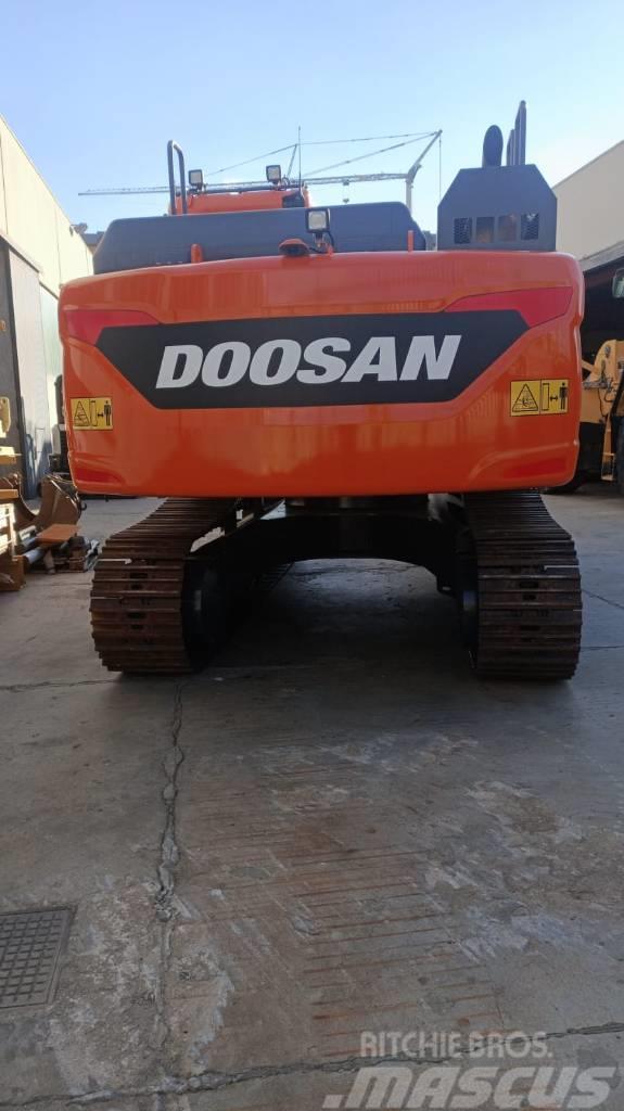 Doosan DX235NLC-5 Excavadoras de cadenas