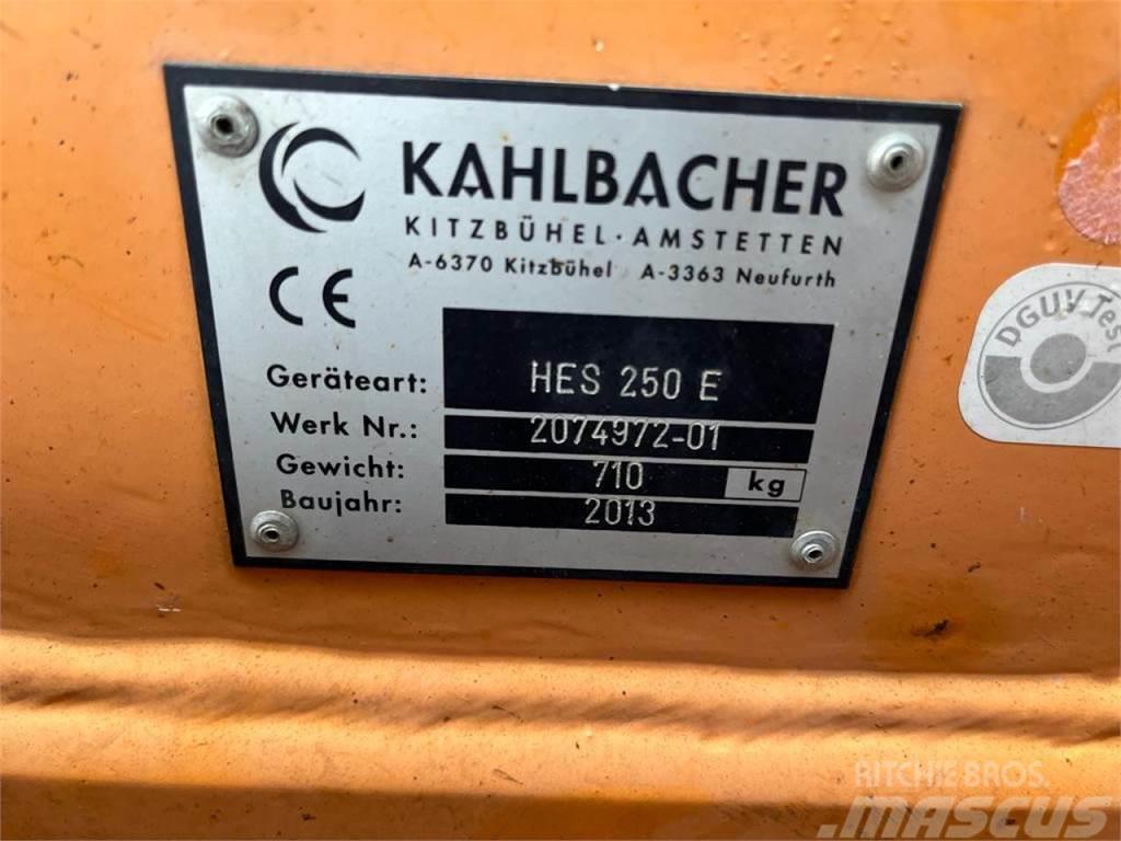 Kahlbacher Schneepflug HES 250E Otras máquinas de paisajismo y limpieza urbana