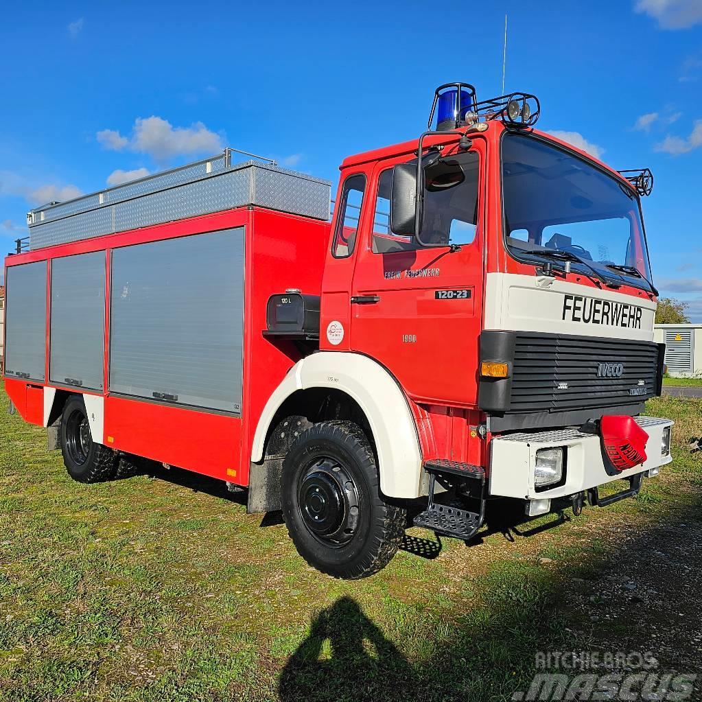 Iveco 120-23 RW2 Feuerwehr V8 4x4 Vehículos - Taller