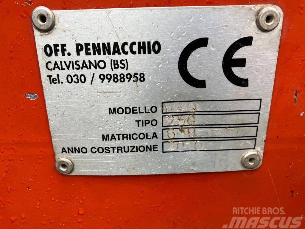 Pennacchio MAN 250 Bombas y mezcladoras
