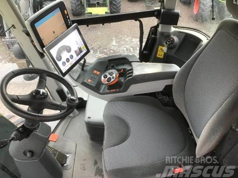 CLAAS XERION 5000 TRAC TS Tractores