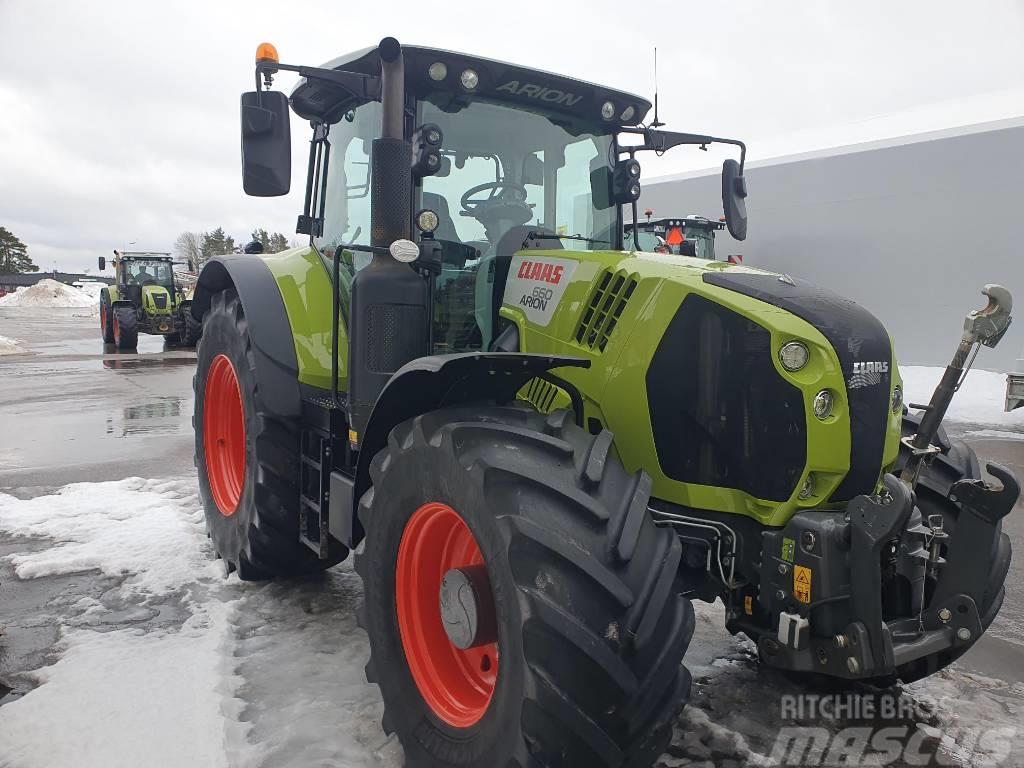 CLAAS Arion 660 CMATIC Tractores