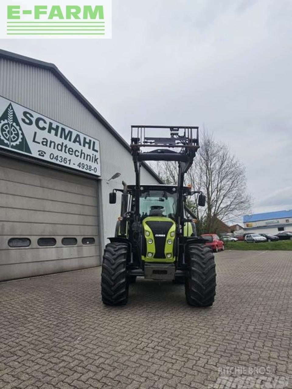 CLAAS arion 530 Tractores