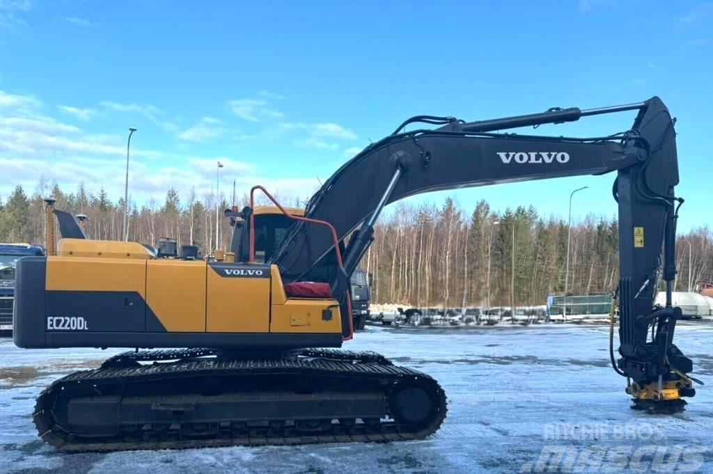 Volvo EC220DL TULOSSA Excavadoras de cadenas