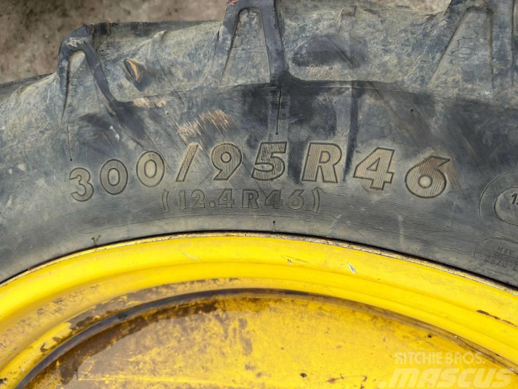 Kleber 300/95 R46 - 320/85 R32 WHEELS Neumáticos, ruedas y llantas