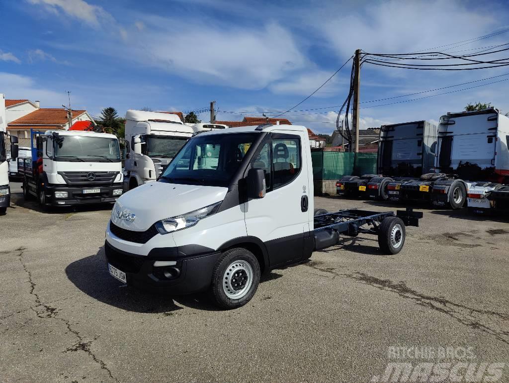 Iveco Daily 35 S 13V Camiones chasis