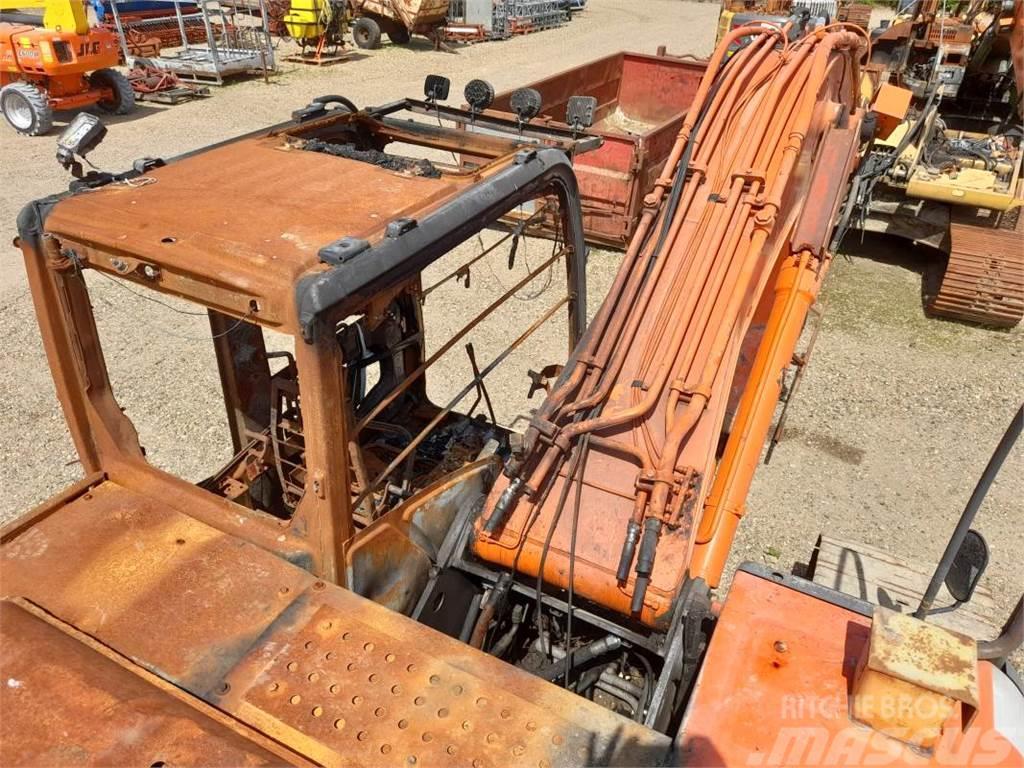 Hitachi Zaxis 210LC Tractores