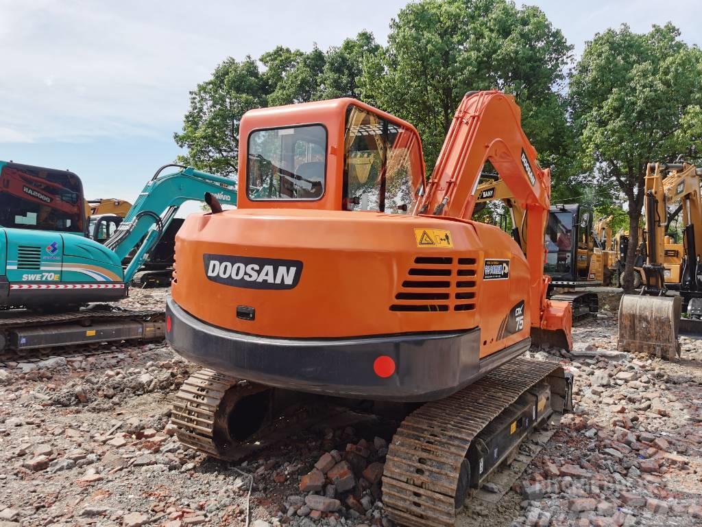 Doosan DX75 Excavadoras 7t - 12t