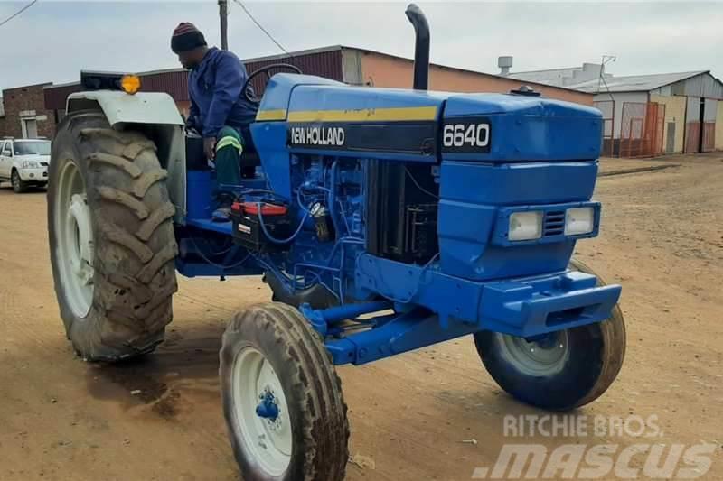 New Holland 6640 Tractor Tractores