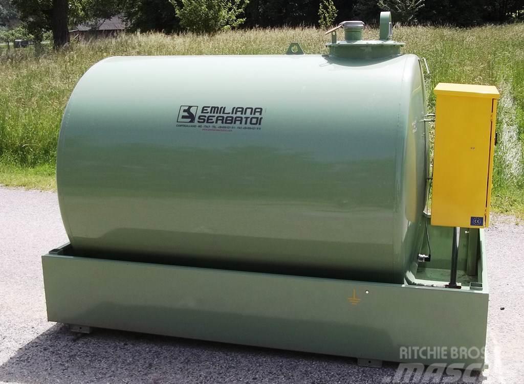 Emiliana Serbatoi TF3 Dieseltank Otros equipamientos de construcción