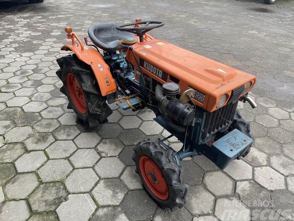 Kubota B7000 minitractor Tractores