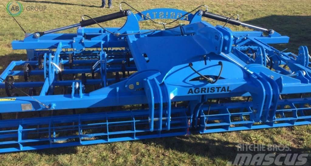 Agristal Hydraulically folding seedbed cultivator/ Cultivadores