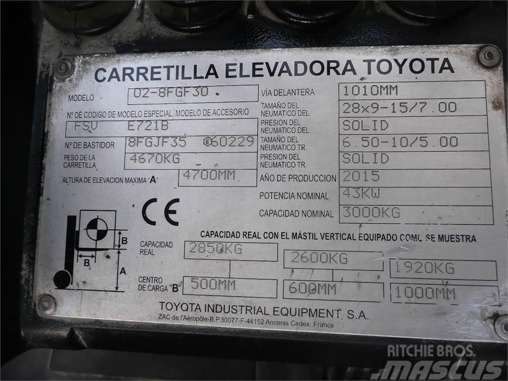 Toyota 02-8FGF30 Carretillas LPG