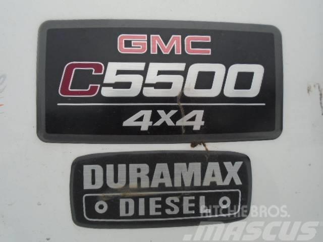 GMC C5500 Láminas y cuñas quitanieves