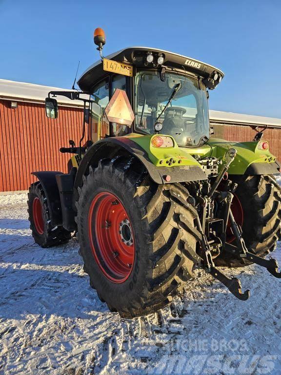 CLAAS ARION 650 CIS HEXASHIFT Tractores