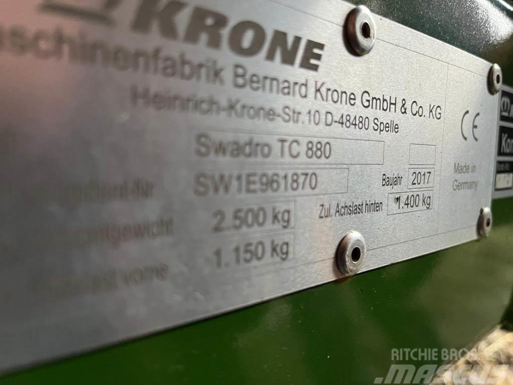 Krone TC880 PLUS Rastrillos y henificadores