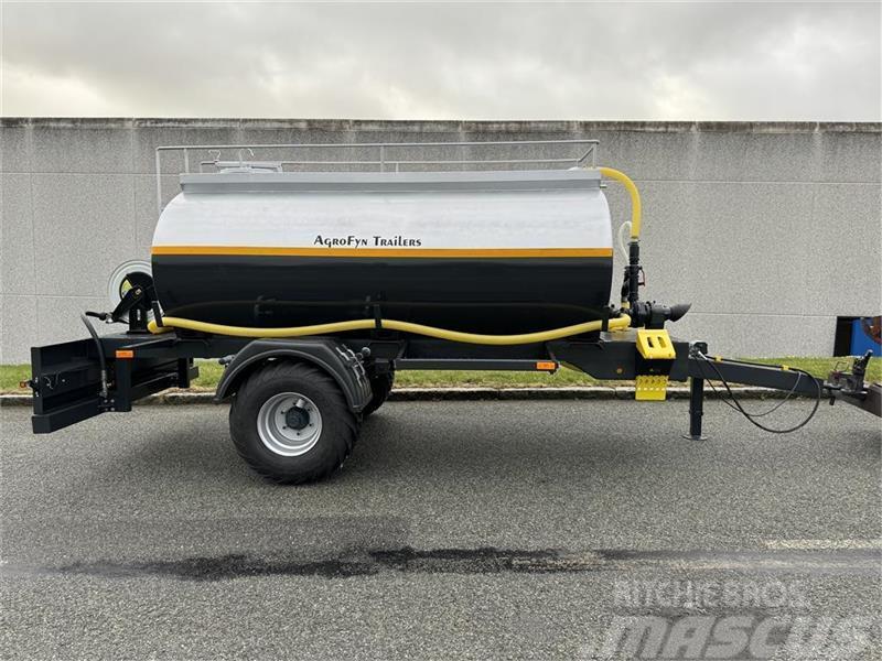 Agrofyn Trailers 5000 liter vandvogn Til omgående Sistemas de riego