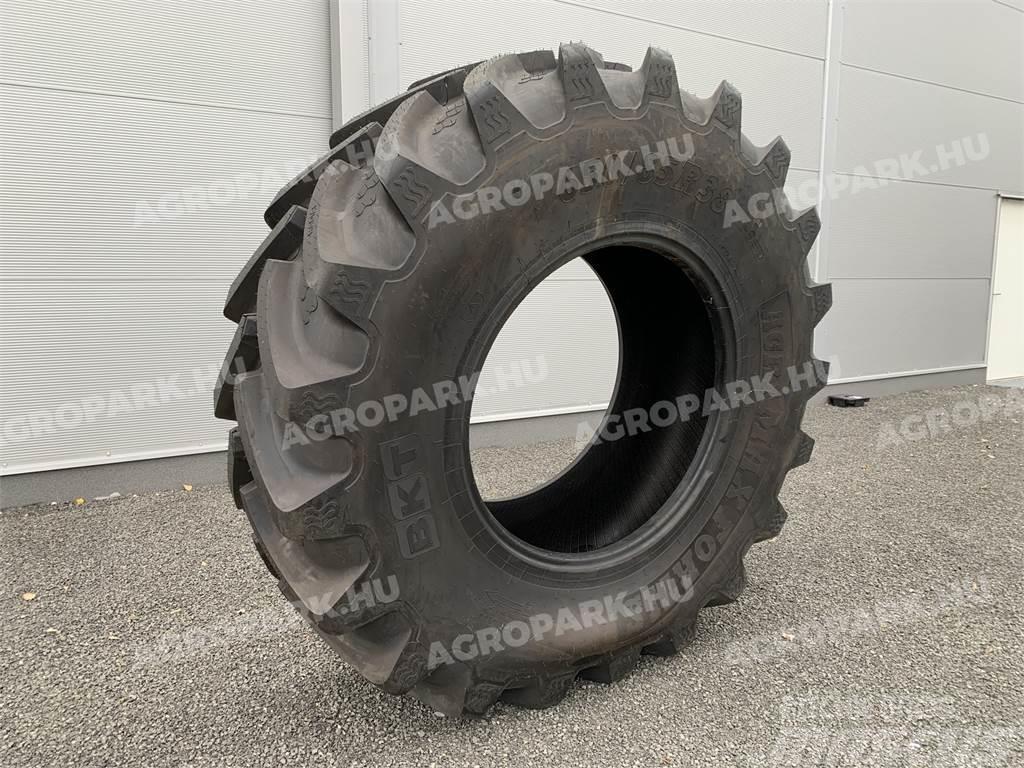 BKT tire in size 650/85R38 Neumáticos, ruedas y llantas
