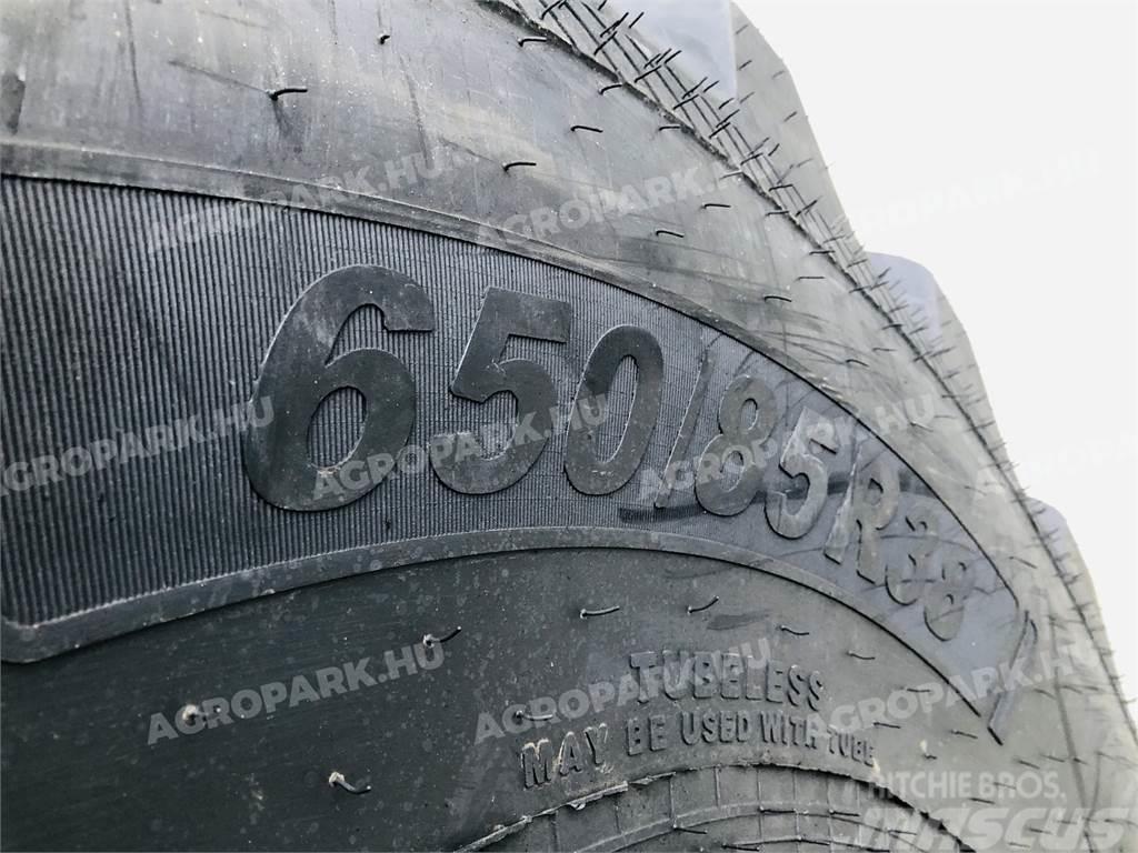 Ceat tire in size 650/85R38 Neumáticos, ruedas y llantas