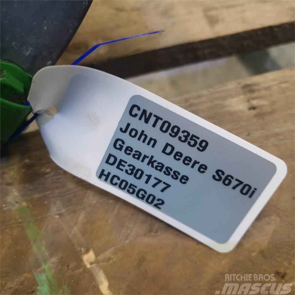 John Deere S670 Transmisión