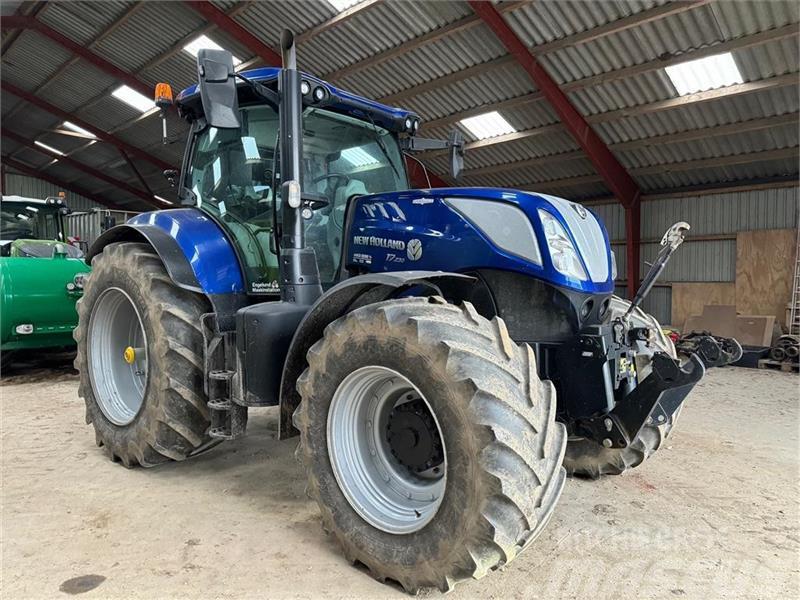 New Holland T7.230AC Stage V Tractores