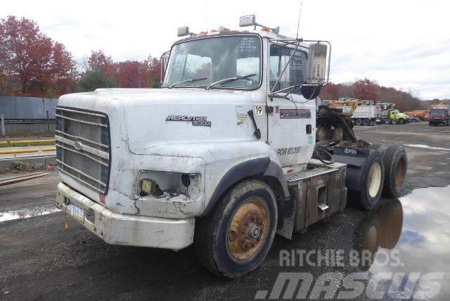Ford L9000 Camiones chasis