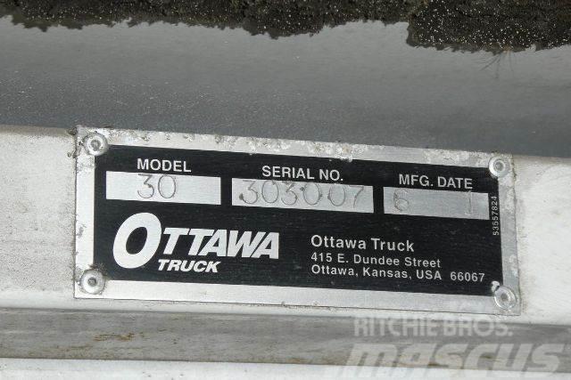 Ottawa 30 Cabezas tractoras para terminales