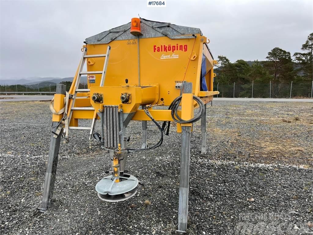 Falköping Salt spreader Otros equipamientos de construcción