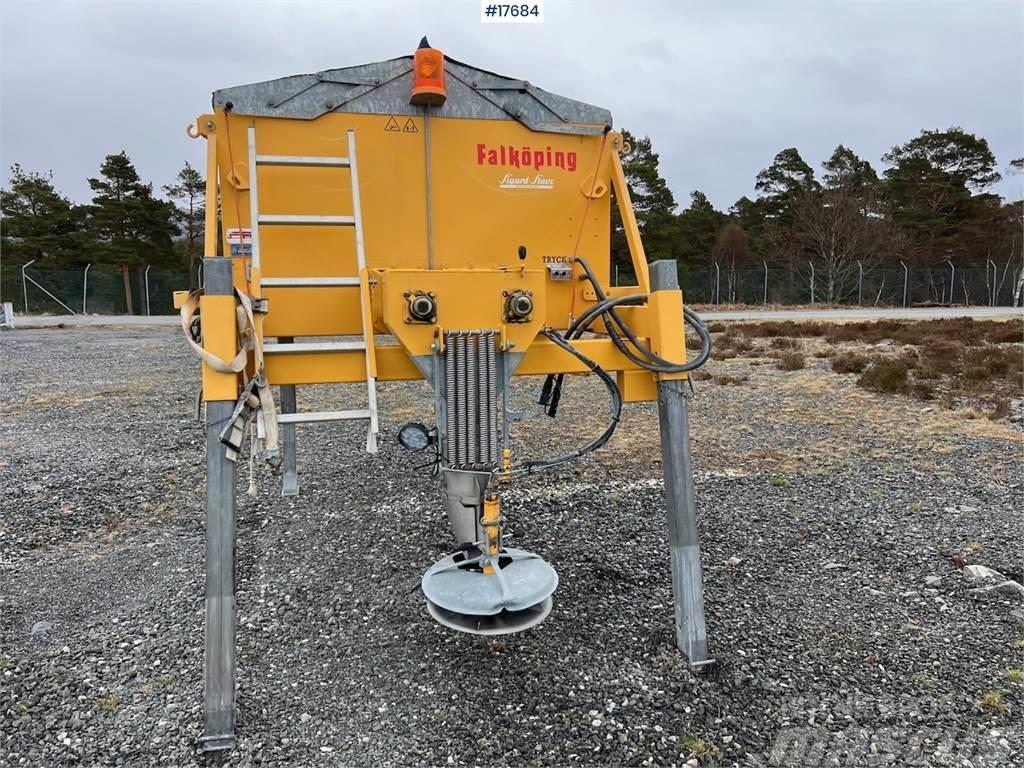 Falköping Salt spreader Otros equipamientos de construcción
