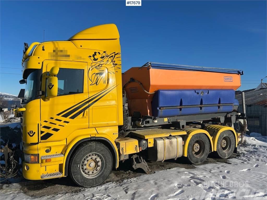 Scania R620 6x4 snow rigged combi truck Cabezas tractoras