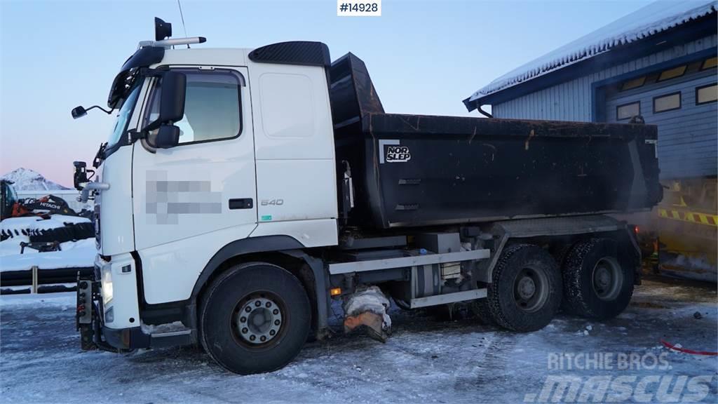 Volvo FH540 6x4 plow rig tipper w/underlying shear. Camiones bañeras basculantes o volquetes