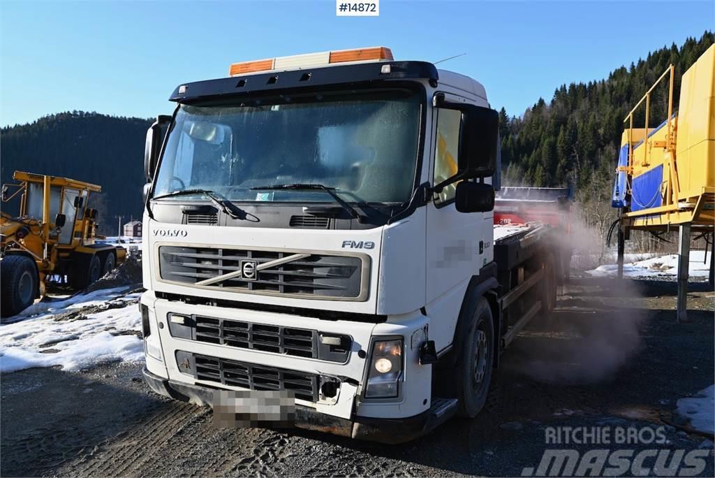 Volvo FM300 4x2 Machine freight/flatbed truck rep. objec Camiones plataforma