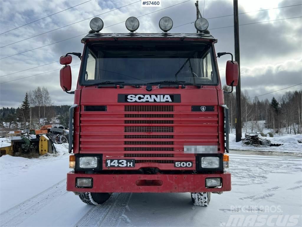 Scania R143 HL 8x2 59 with Atlas Copco XRVS466 compressor Vehículos - Taller